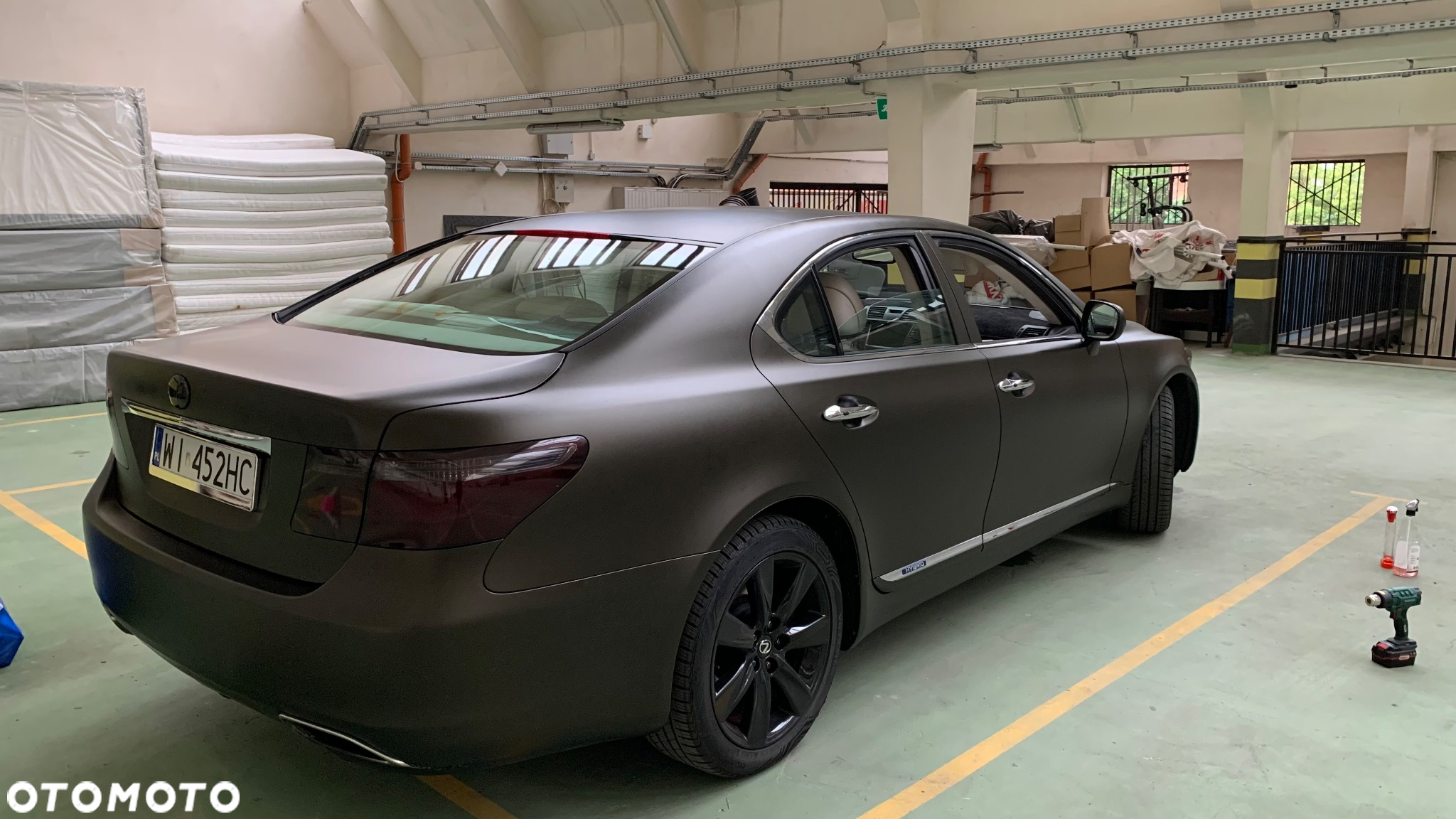Lexus LS 600h Prestige - 4