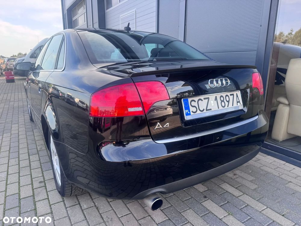 Audi A4 1.6 - 19