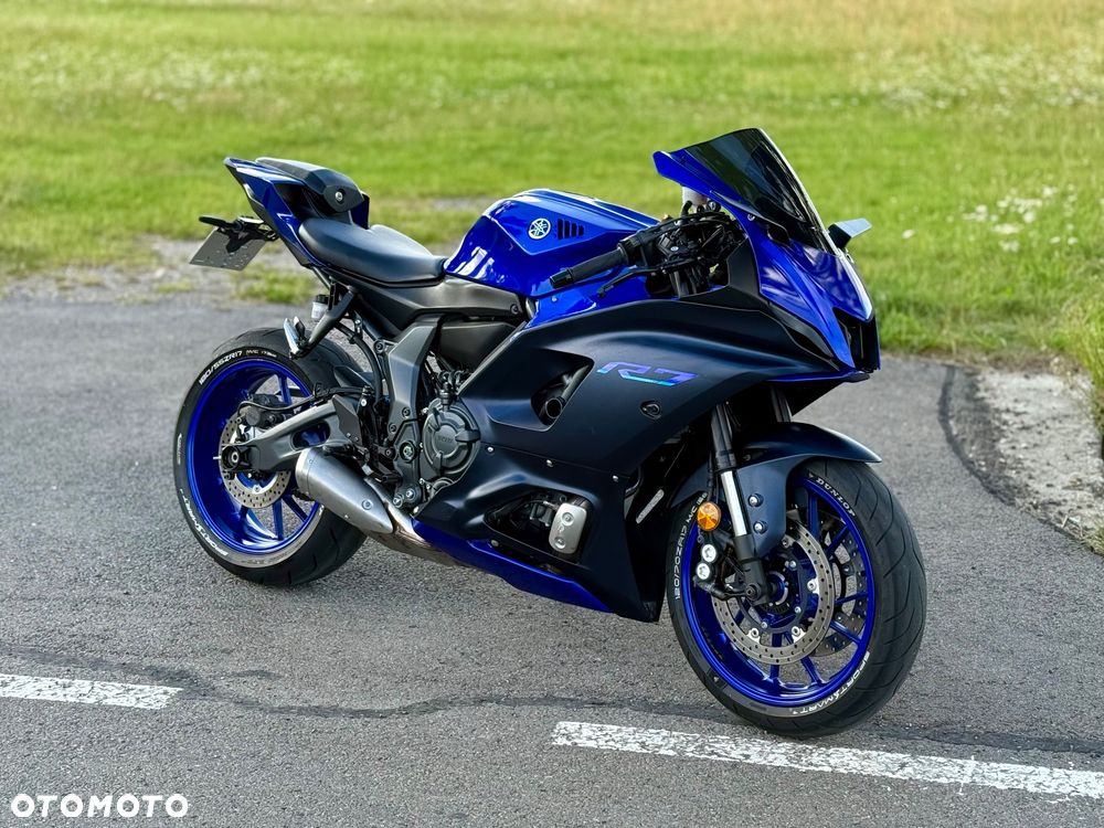 Yamaha R7 - 10