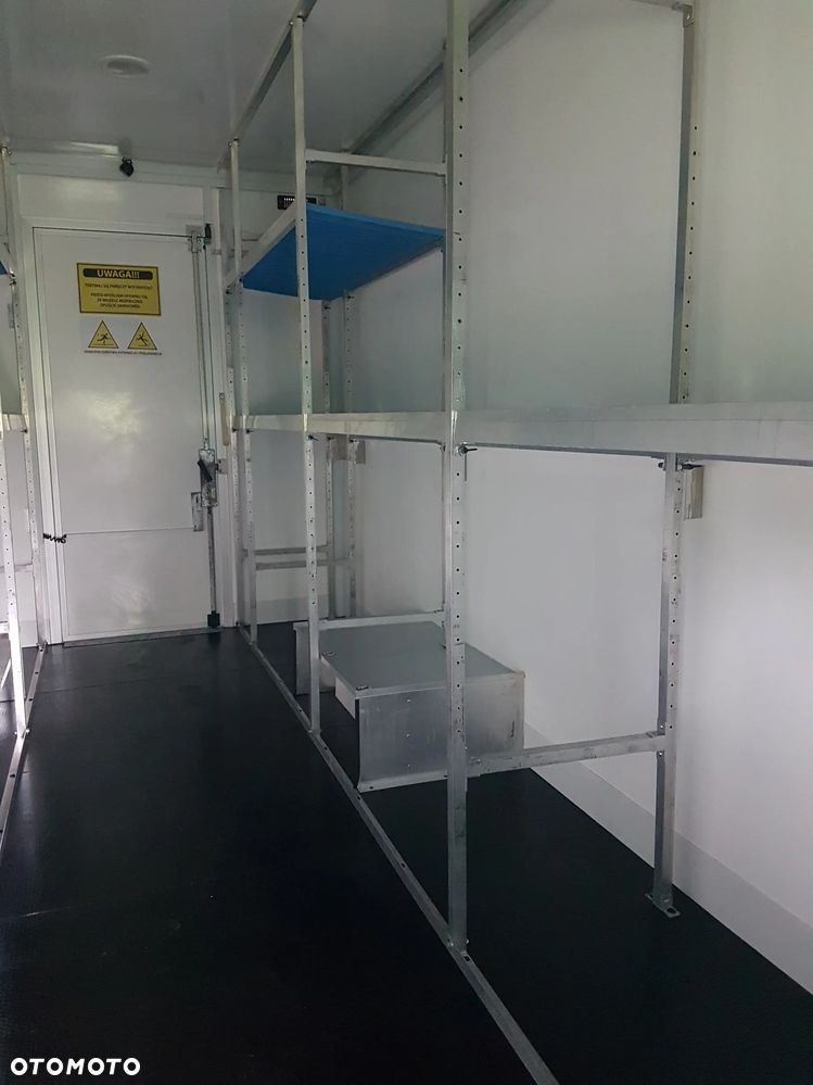 Iveco DAILY KONTENER NISKOPODŁOGOWY 4,43x2,23x2,42 SKLEP FOODTRUCK BAR KLIMA KONIOWÓZ KAMPER - 18