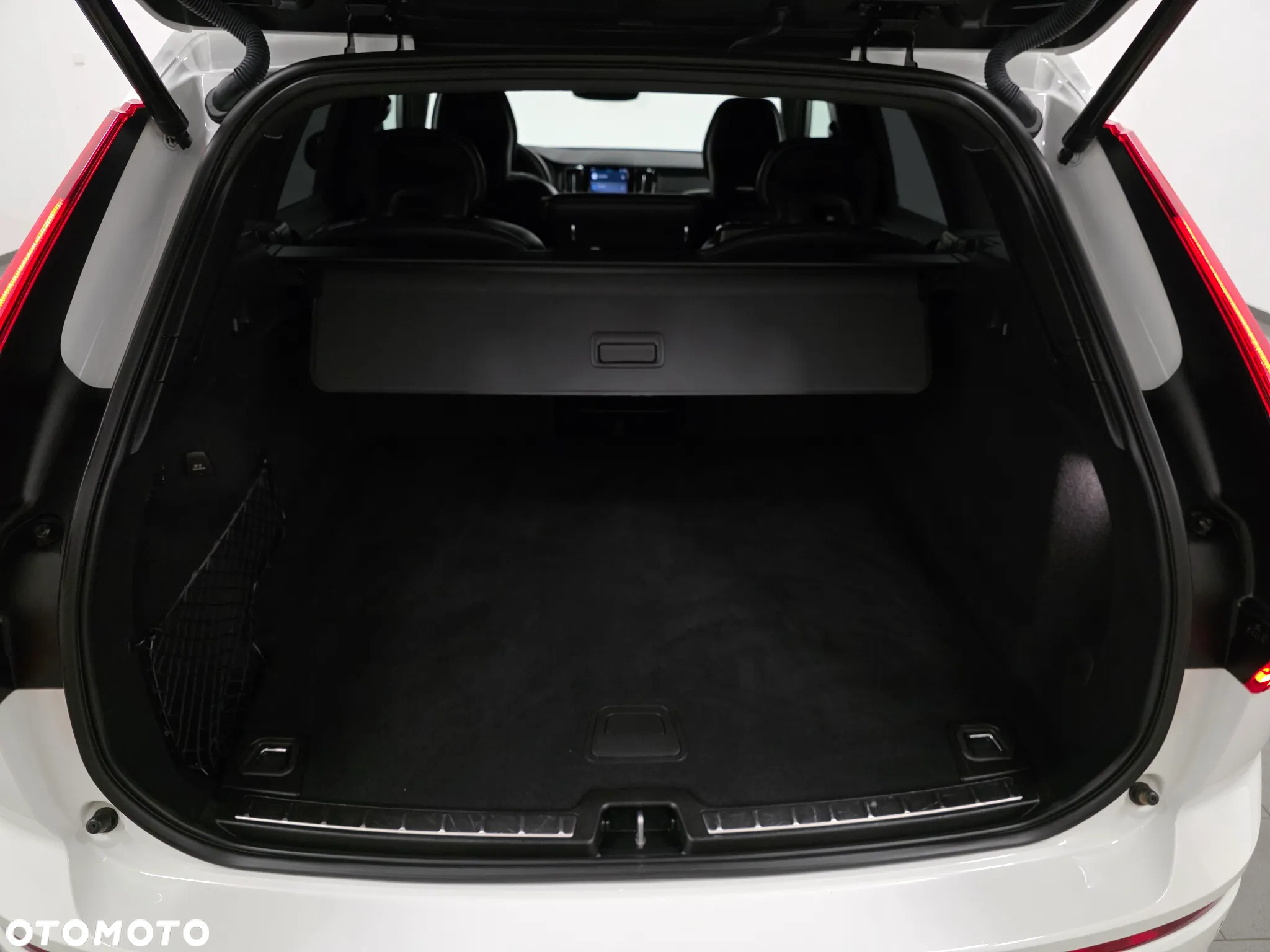 Volvo XC 60 B4 B Geartronic RDesign - 39