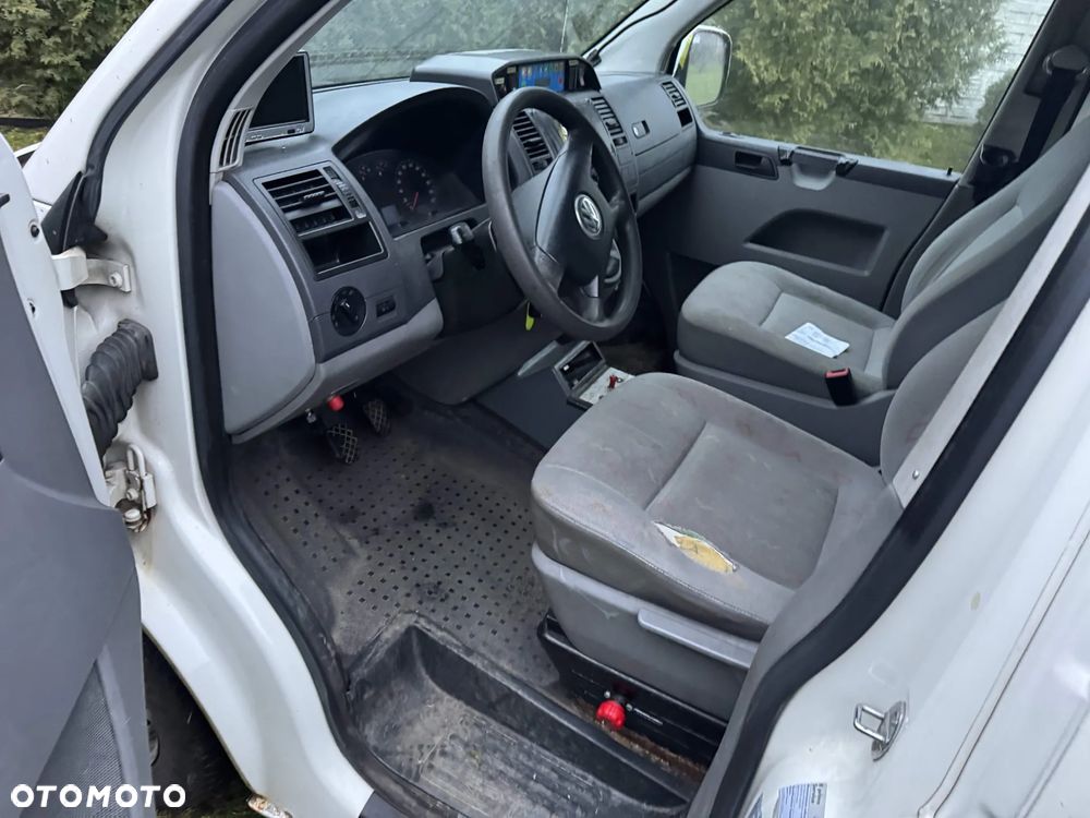 Volkswagen Transporter - 16