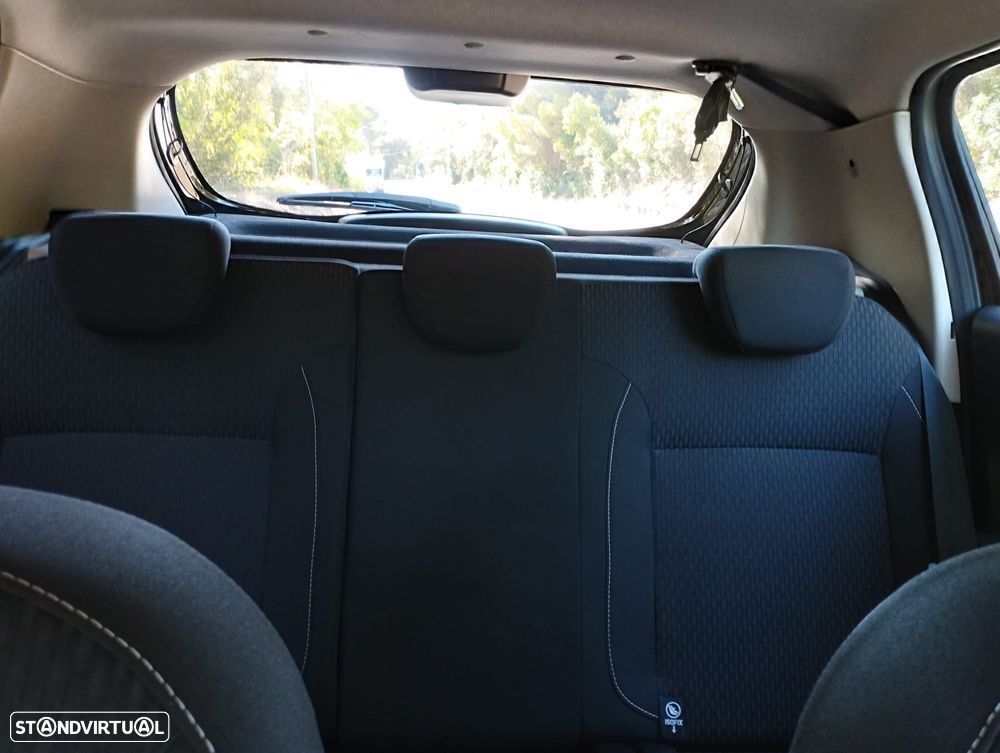 Dacia Sandero 0.9 TCe Comfort - 17