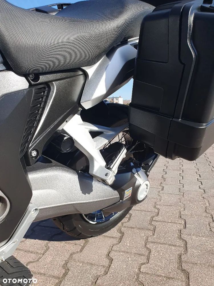 Honda VFR - 7