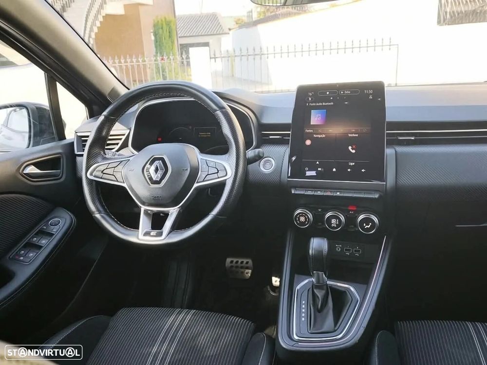 Renault Clio 1.6 E-Tech Full Hybrid RS Line - 31