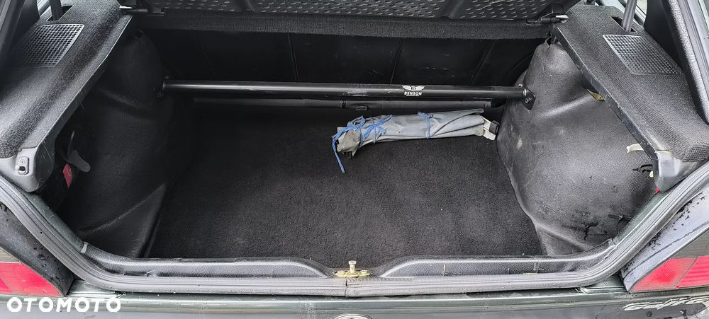 Volkswagen Golf 2.0 16V GTI - 7