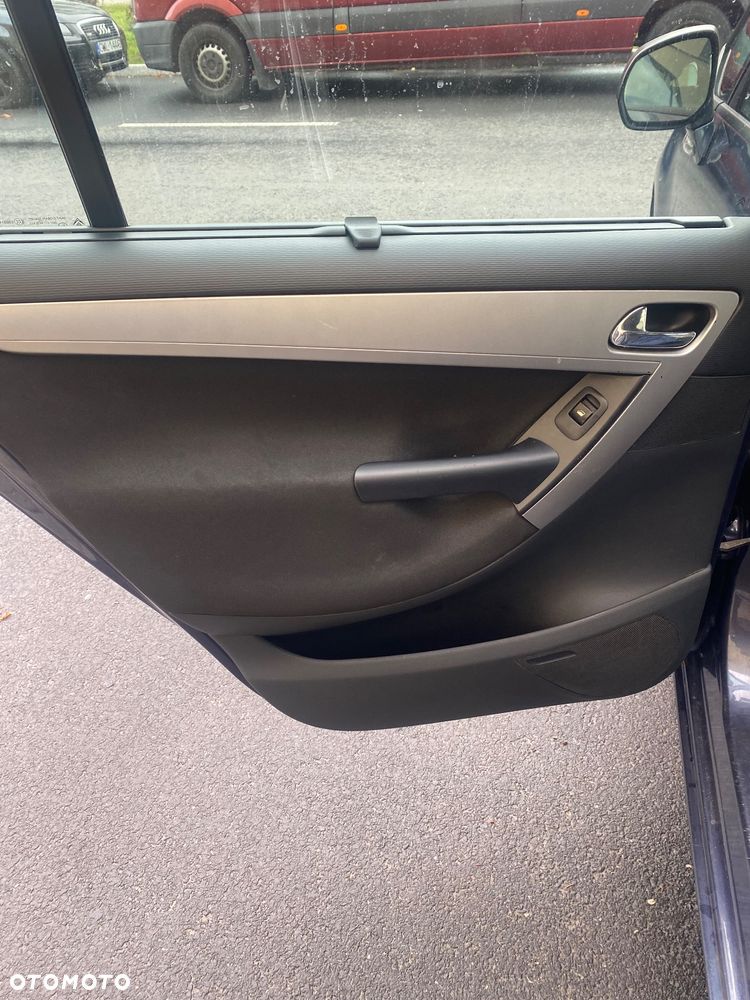 Citroën C4 Picasso - 8