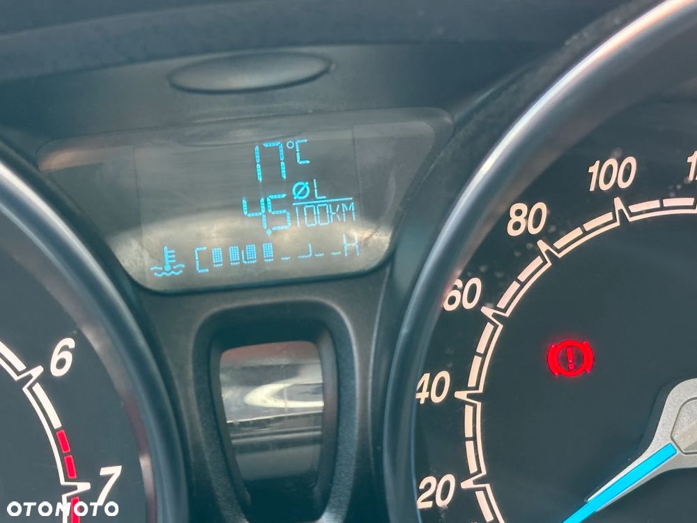 Ford Fiesta 1.0 Champions Edition - 9