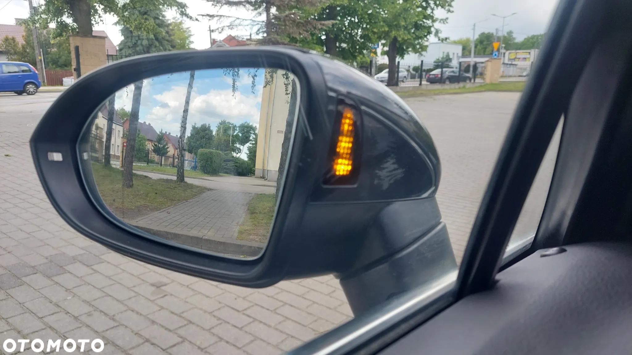 Volkswagen Passat - 24