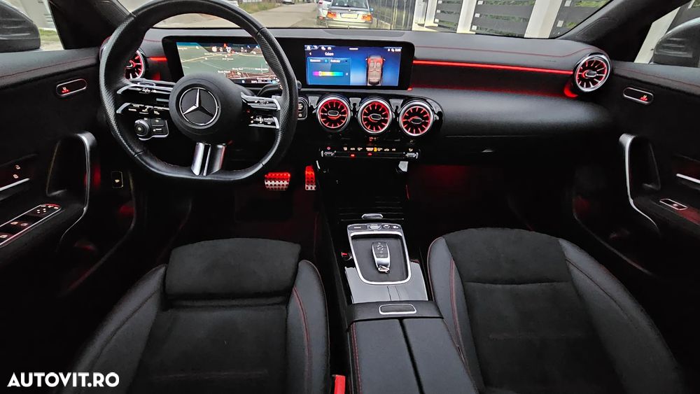 Mercedes-Benz CLA 180 MHEV Coupe - 33
