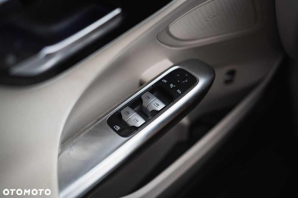 Mercedes-Benz Klasa C - 23