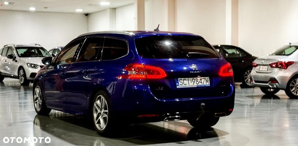 Peugeot 308 - 35