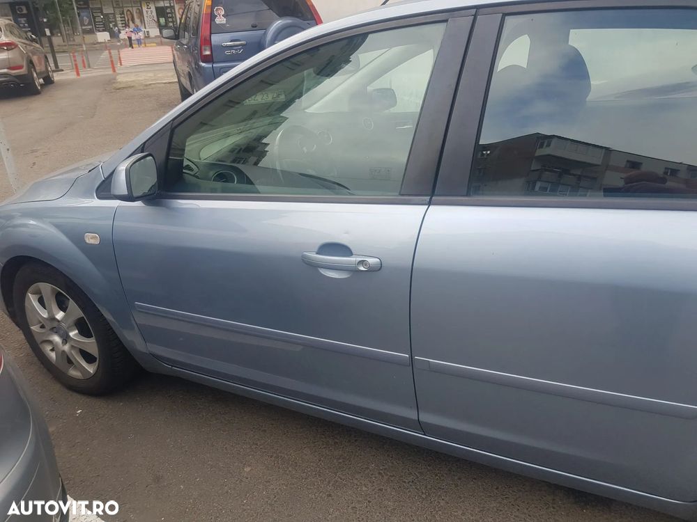 Ford Focus 1.6 Ti-VCT Titanium - 13