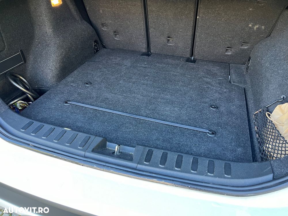 BMW X1 - 12