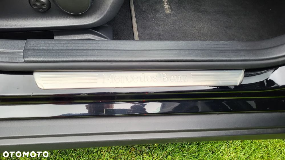 Mercedes-Benz GLA 200 7G-DCT - 15