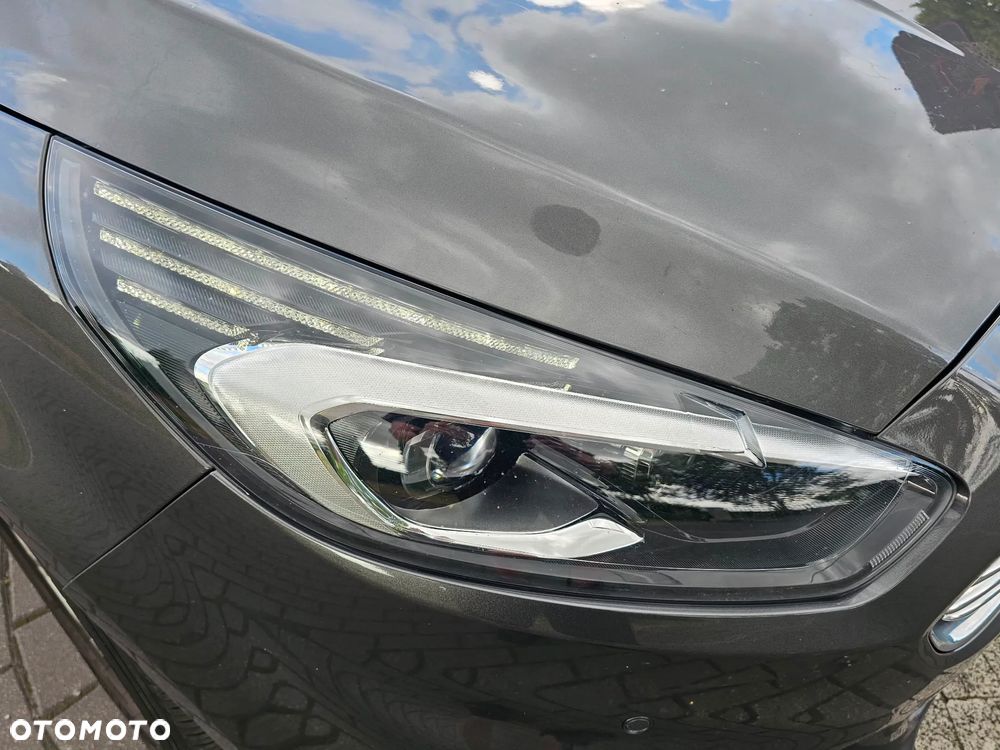 Ford S-Max 1.5 EcoBoost Titanium - 19
