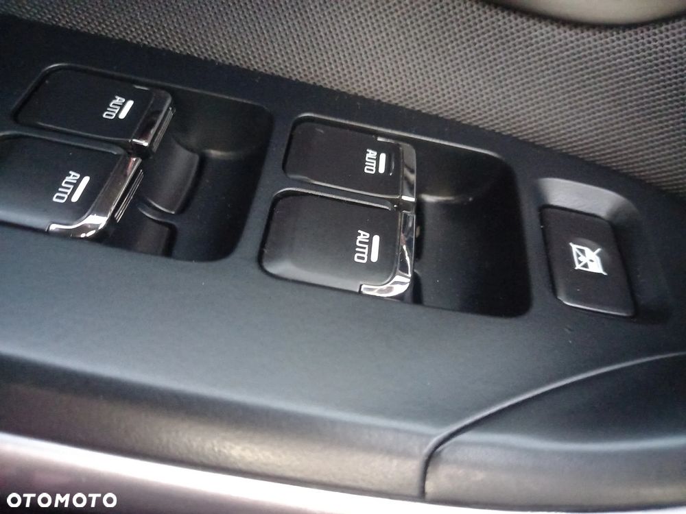 Kia Ceed - 15