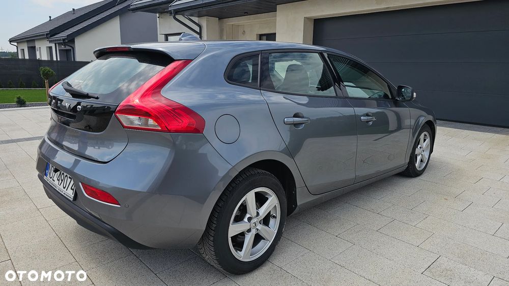 Volvo V40 D2 - 7