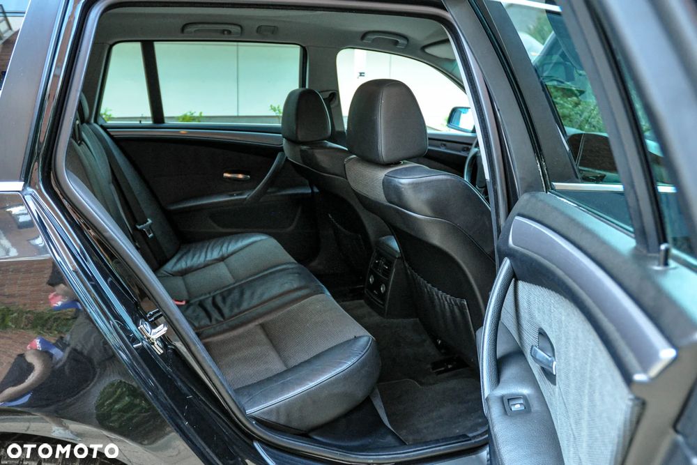 BMW Seria 5 - 12