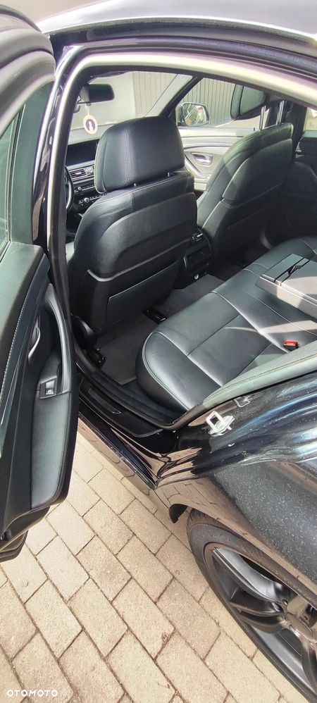 BMW Seria 5 528i Sport-Aut - 10