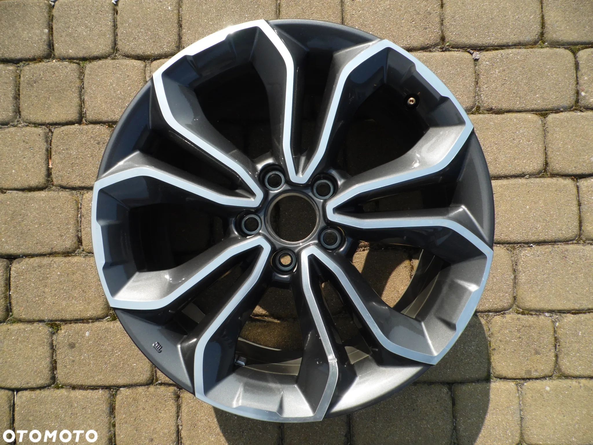 Felga 18'' 5x114,3 7,5x18 ET45 Honda TLA18075D - 1