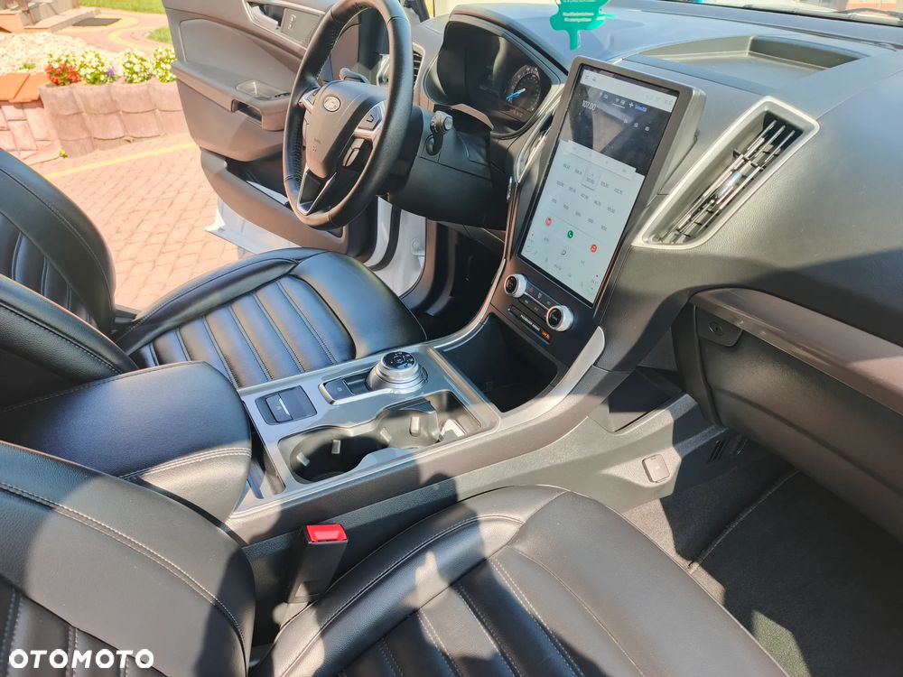 Ford Edge - 15