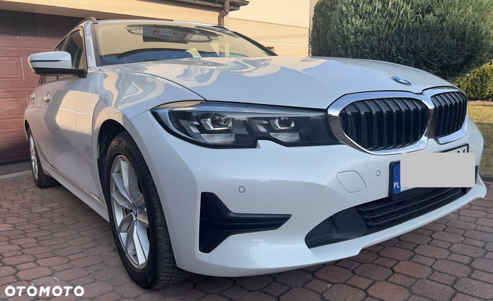 BMW Seria 3 330i Advantage - 6