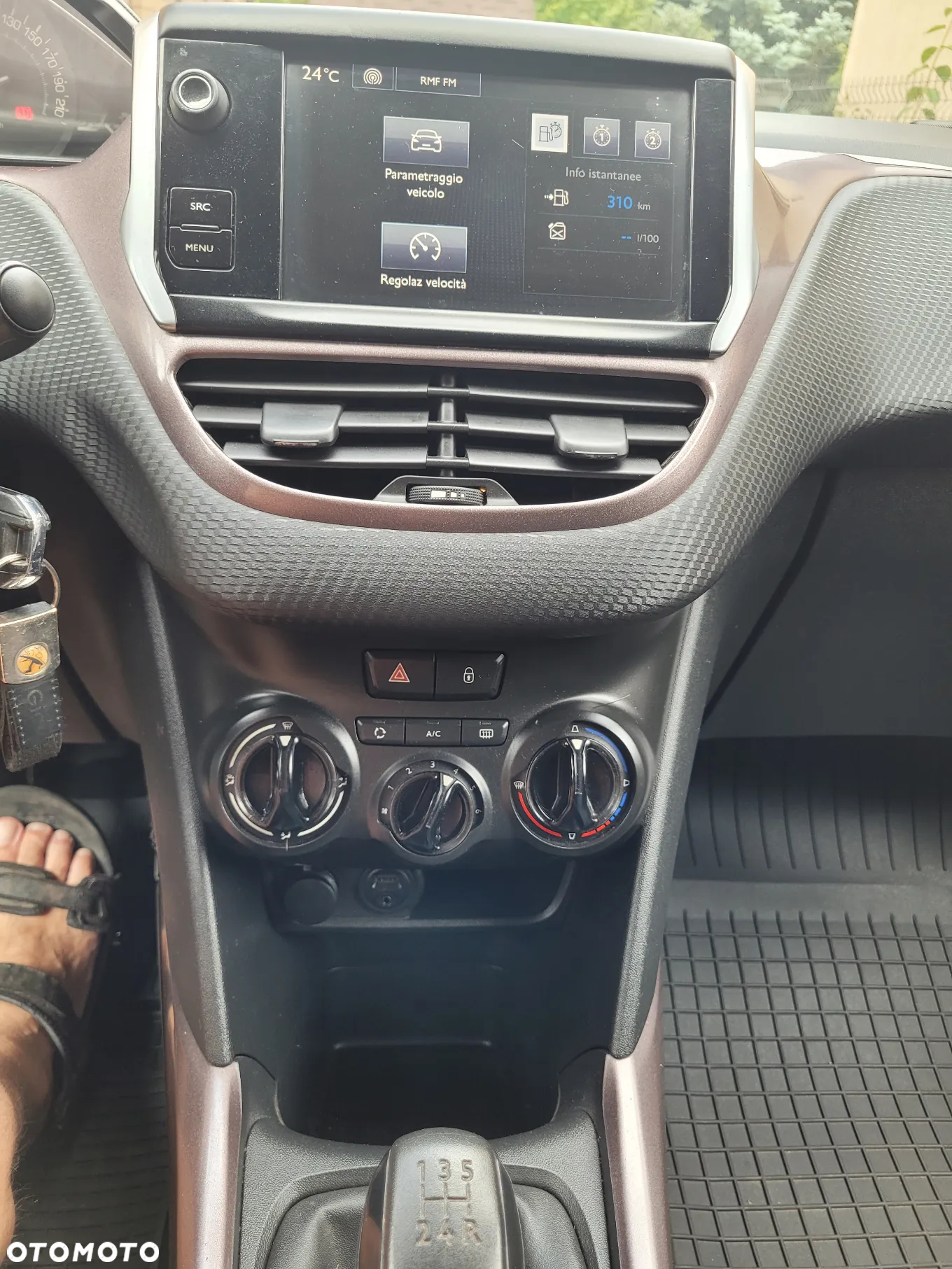 Peugeot 2008 PureTech 82 Access - 13