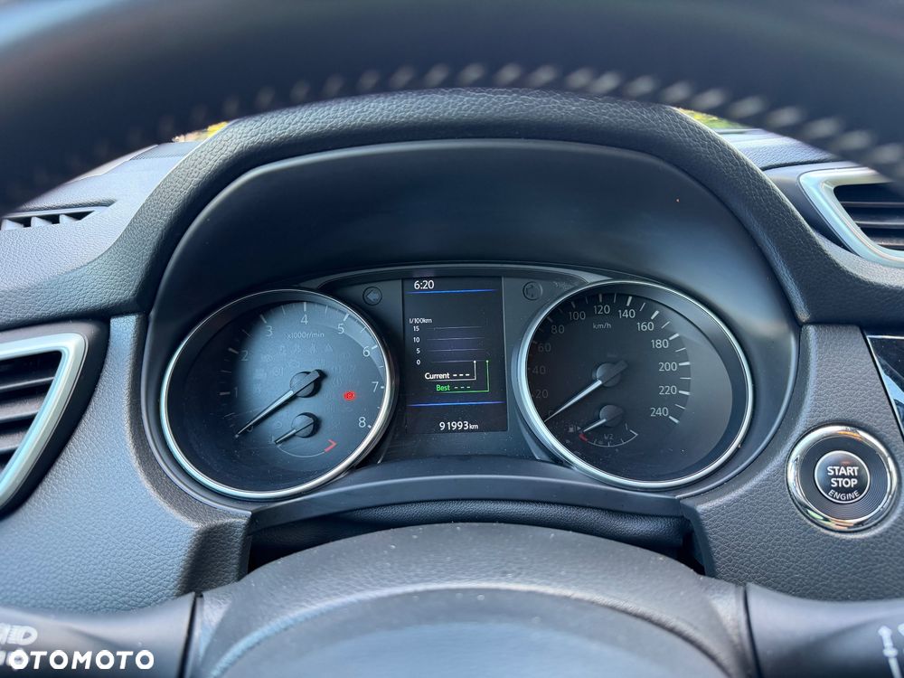 Nissan Qashqai 1.3 DIG-T Tekna - 23