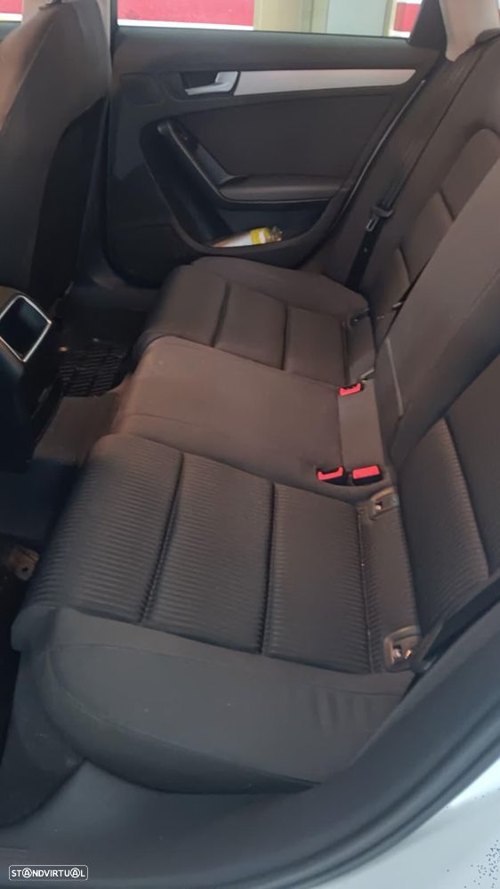Audi A4 2.0 TDI Business Line Advance - 12