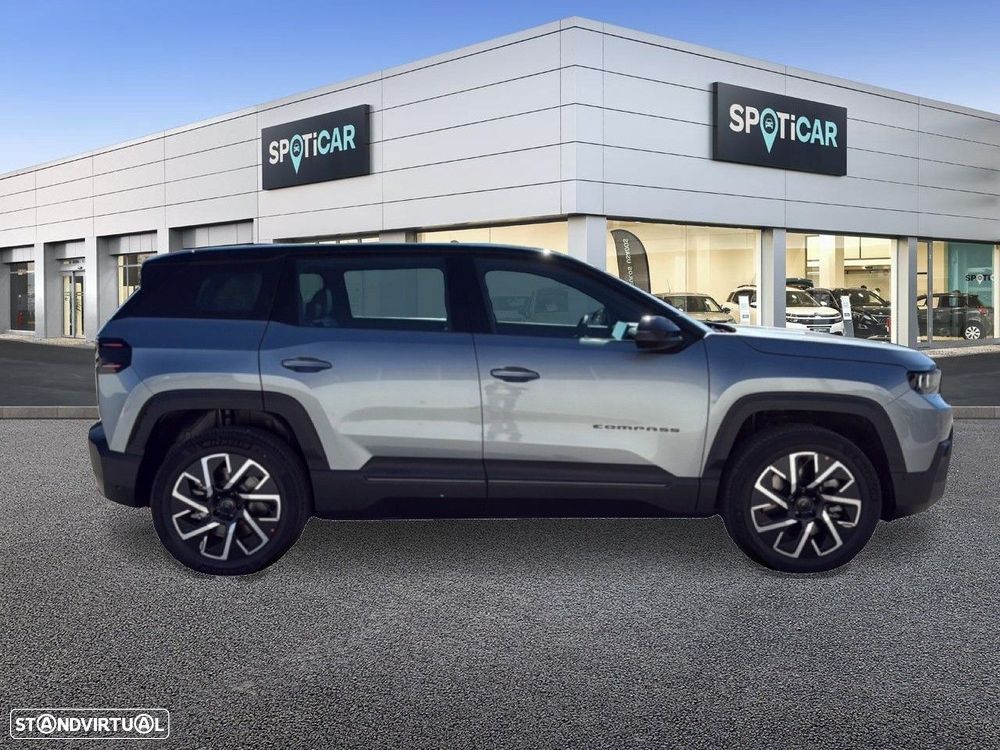 Jeep Compass 74 kWh Altitude - 4