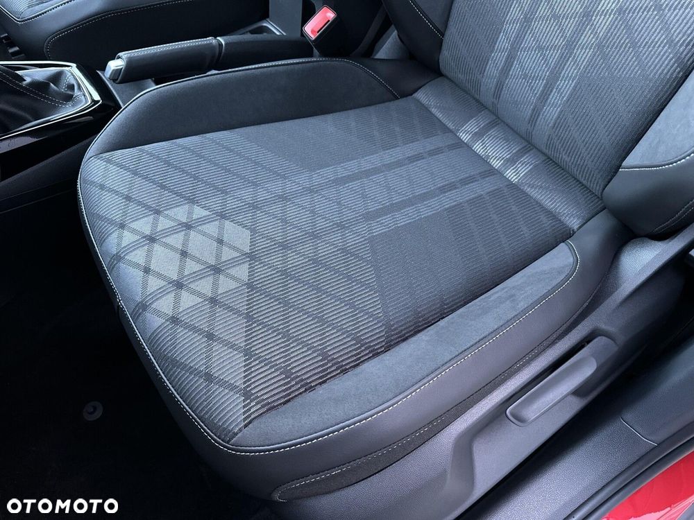 Volkswagen T-Cross - 12