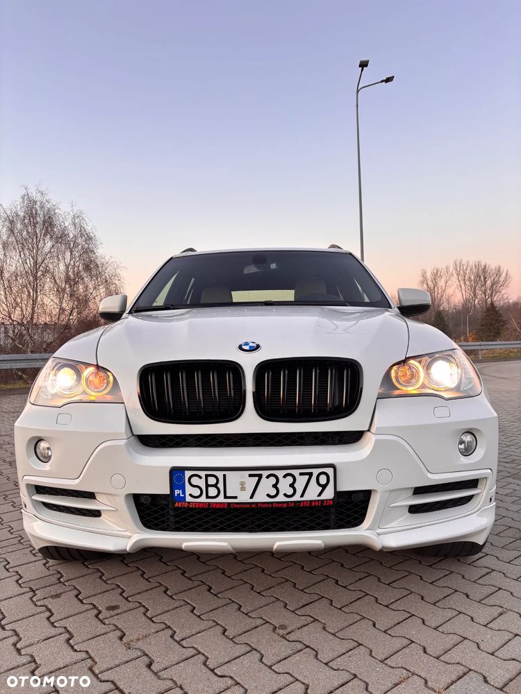 BMW X5 xDrive48i - 1