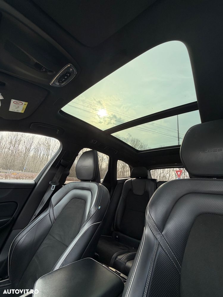 Volvo XC 60 D4 AWD Geartronic RDesign - 16