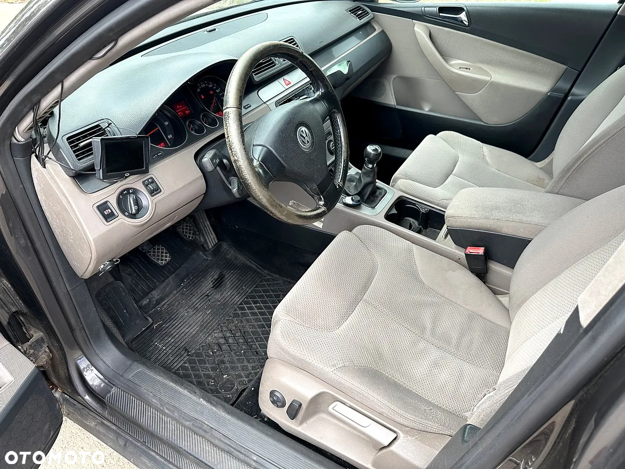 Volkswagen Passat 2.0 TDI DPF Trendline - 7