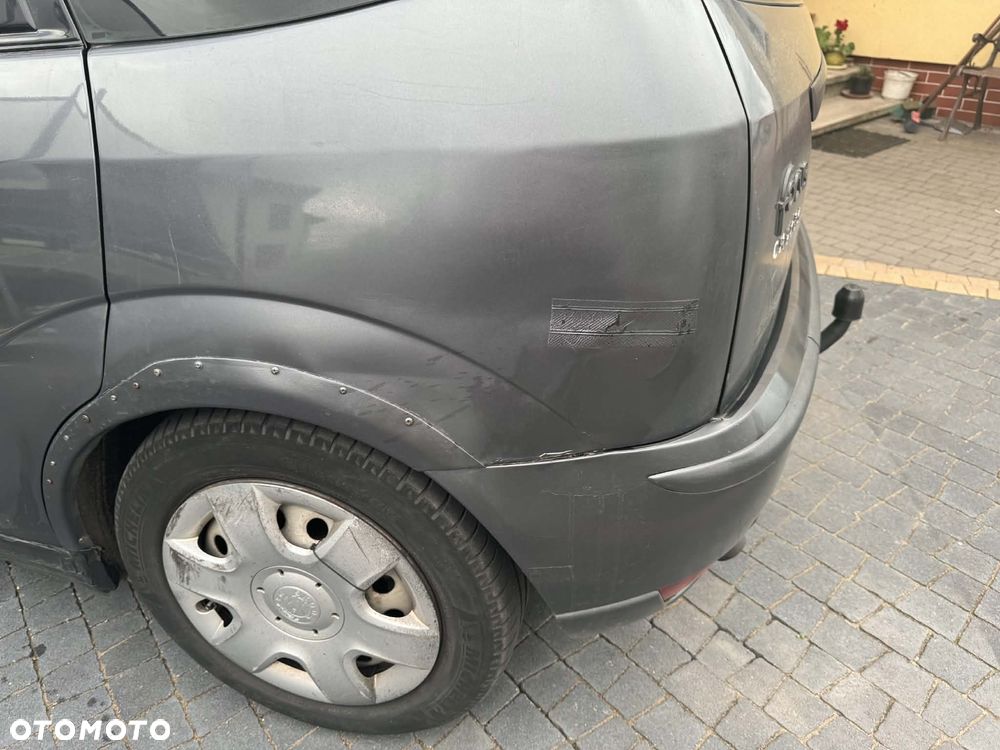 Ford Focus 1.8 TDCi FX - 3