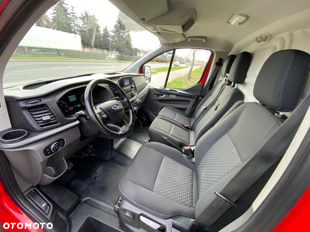 Ford TRANSIT CUSTOM L2H1 2,0 TDCI 130KM TYLKO 143.000 KM - 31
