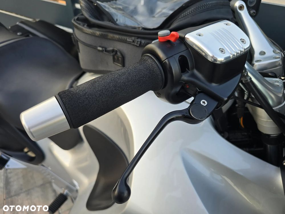 BMW R - 18