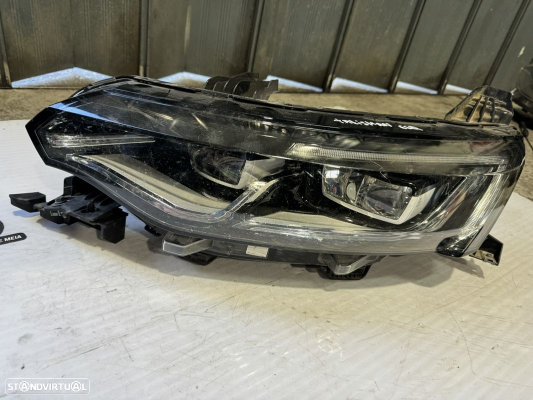 Farol Direito Led Renault Talismã - 3