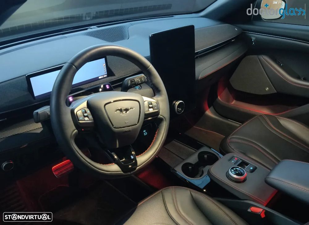 Ford Mustang Mach-E Alargada AWD - 13