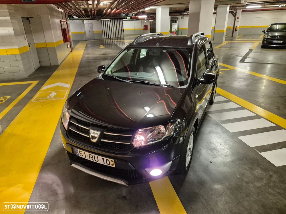 Dacia Sandero 1.5 dCi Stepway - 4