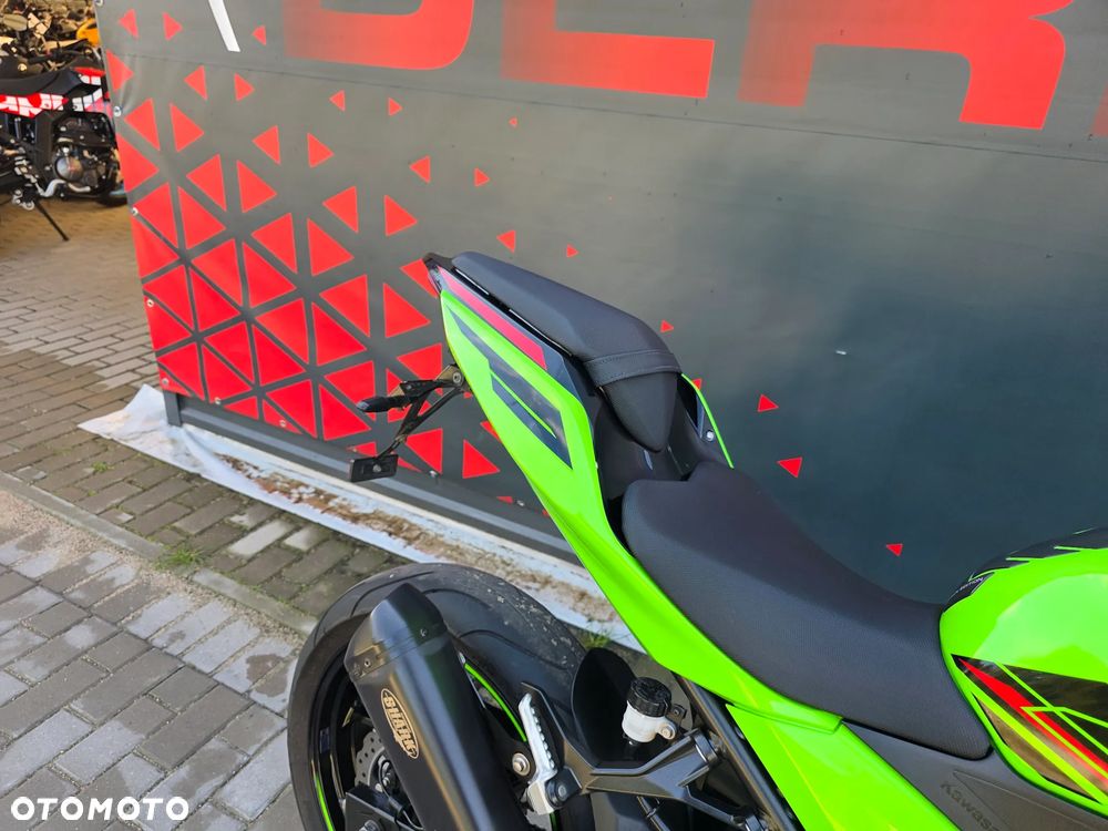 Kawasaki Ninja 400 - 21