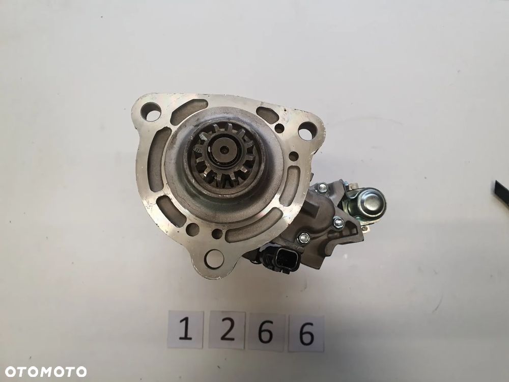 Rozrusznik 24V DT SPARE PARTS 3.34011 - 5