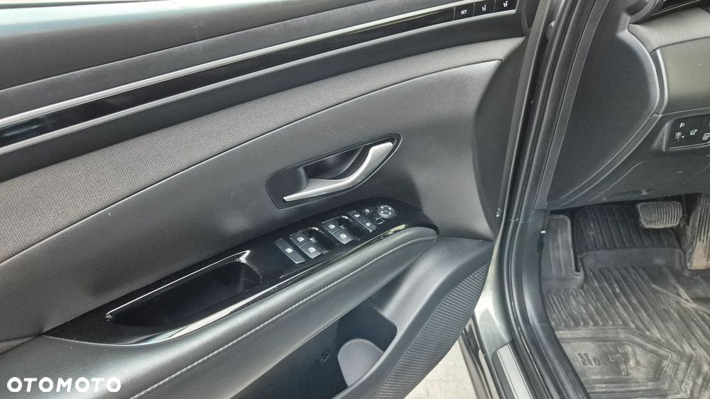 Hyundai Tucson 1.6 T-GDi HEV Executive N Line 4WD - 11