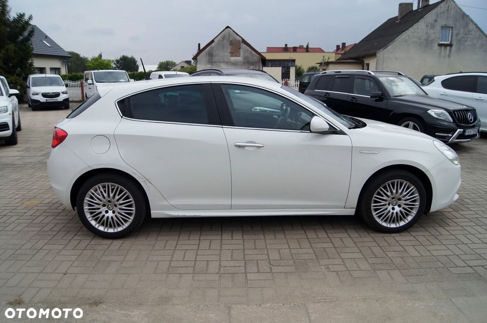 Alfa Romeo Giulietta 1.4 TB MultiAir Exclusive TCT - 33