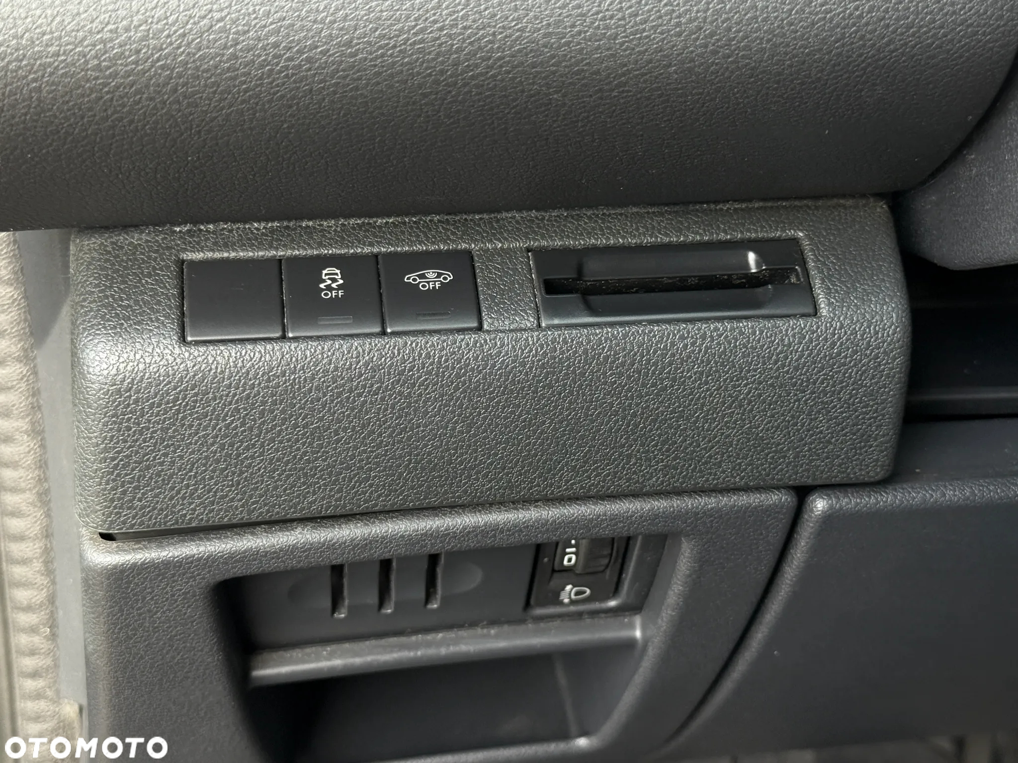 Peugeot 3008 2.0 HDi Active - 30