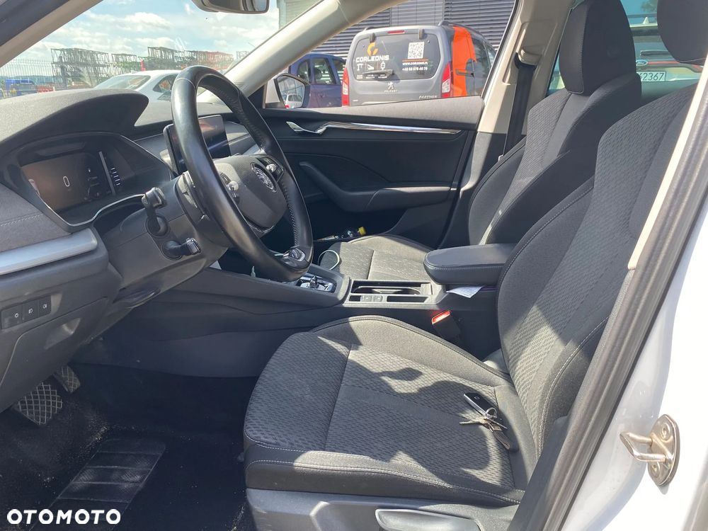 Skoda Octavia 2.0 TDI SCR Style DSG - 2