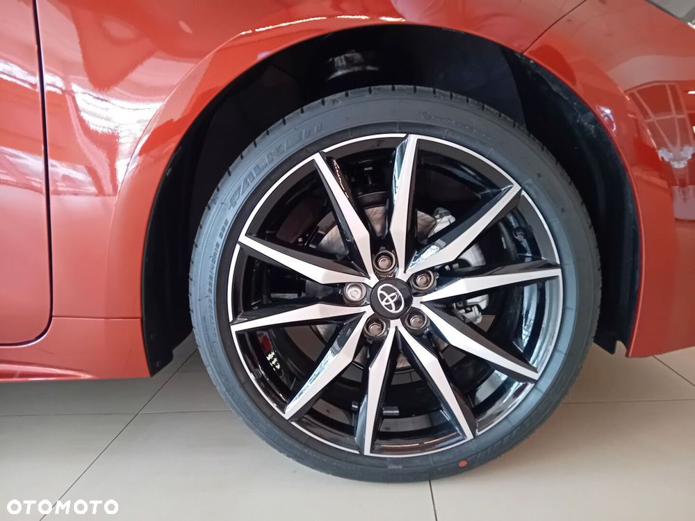 Toyota Corolla 1.8 Hybrid GR Sport Dynamic - 6