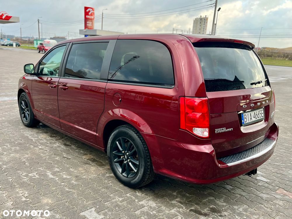 Dodge Grand Caravan 3.6 R/T - 5