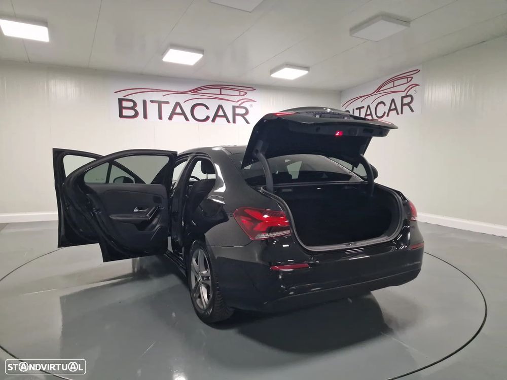 Mercedes-Benz A 180 Limousine d Style Plus Aut. - 36